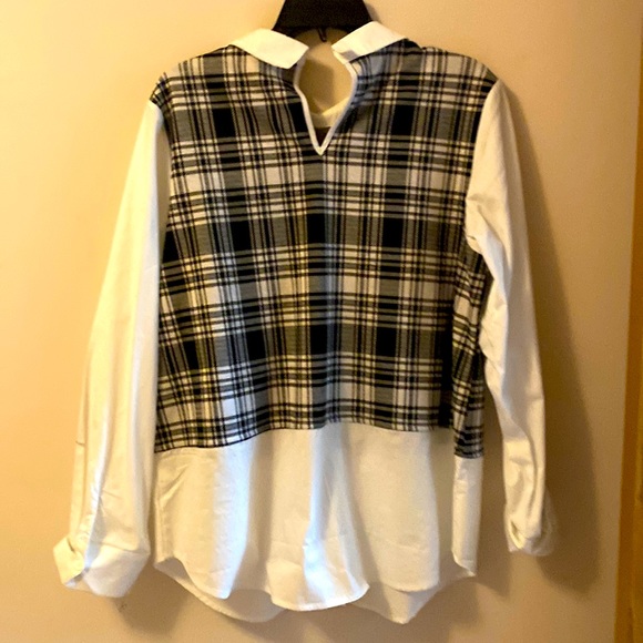 Shirt in blended Back and White by Cleos - Picture 2 of 3